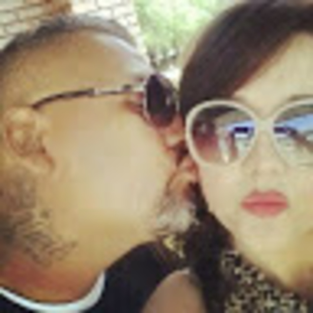 Meet your Posher, Ym